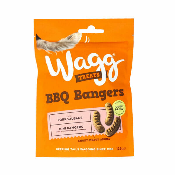 Wagg Mini Bangers BBQ Bangers with Pork Sausage Dog Treat 125g front pack